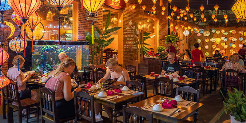 Authentic traditional Vietnamese restaurant for tourists 2 Authentic traditional Vietnamese restaurants for tourists