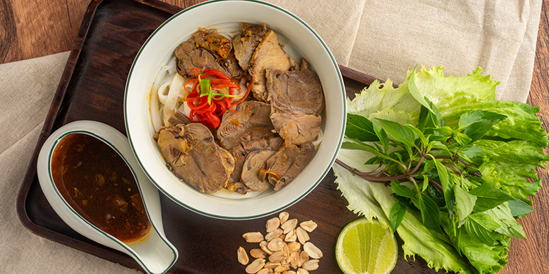 Discover the Culinary Culture Through Specialty Restaurants in Da Nang 5 Exploring Culinary Culture Through Specialty Restaurants in Da Nang