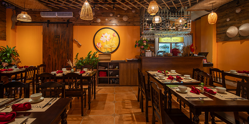 Authentic Vietnamese Chicken Rice in Da Nang – A Memorable Culinary Experience for Every Tourist 4 Authentic Vietnamese Chicken Rice in Da Nang – A Memorable Culinary Experience for Every Tourist