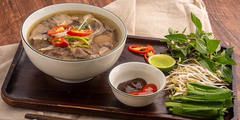 A Guide to Enjoying Vietnamese Specialties for Tourists in Da Nang 4 A Guide to Enjoying Vietnamese Specialties for Tourists in Da Nang