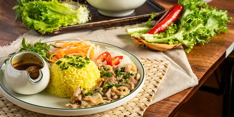 Family-Friendly Restaurant Near the Beach in Da Nang: Beautiful Ambiance, Delicious Food for the Whole Family 2 Family Restaurant Near the Beach in Da Nang: Beautiful Ambiance, Delicious Food for the Whole Family