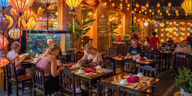Family-Style Restaurant Offering an Authentic Vietnamese Culinary Experience