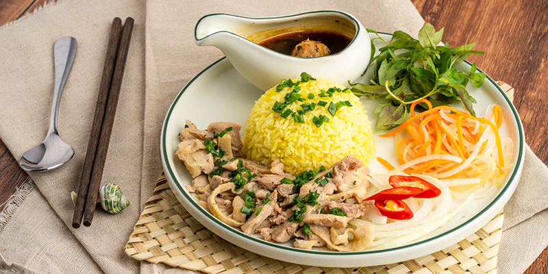 Traditional Vietnamese Restaurant: Experience the Flavors of Vietnam in a Traditional Setting
